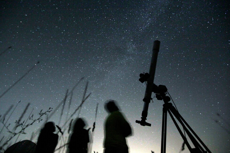 6 planets will parade across the night sky at the end of February 6 planets will parade across the night sky at the end of February