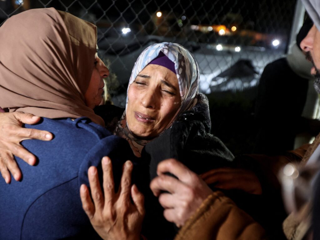 Gaza patients head to Rafah crossing as people return amid Israeli attacks Gaza patients head to Rafah crossing as people return amid Israeli attacks