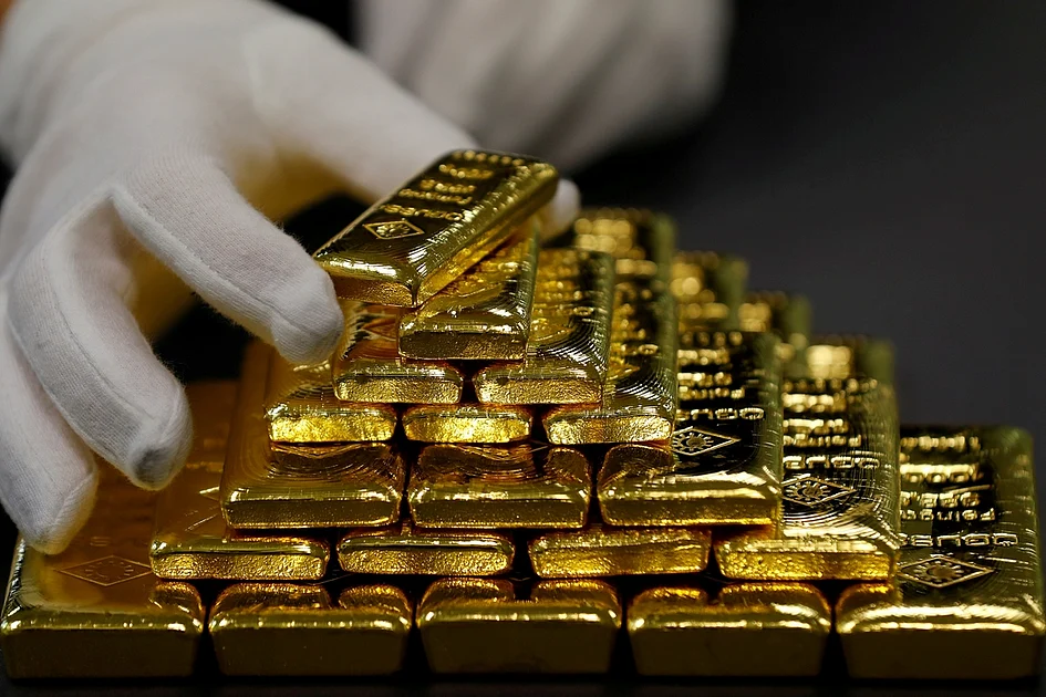 Oil surges amid flare-ups — but why isn’t gold rallying? Oil surges amid flare-ups — but why isn’t gold rallying?