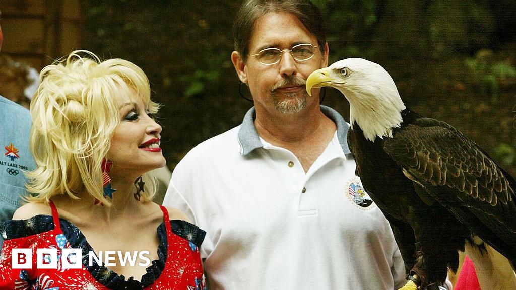 The race against time to find eagles escaped from DollywoodCountry star Dolly Parton helped rescue and rehabilitate bald eagles when they were on the verge of extinction. 11 hrs agoUS & Canada The race against time to find eagles escaped from DollywoodCountry star Dolly Parton helped rescue and rehabilitate bald eagles when they were on the verge of extinction. 11 hrs agoUS & Canada