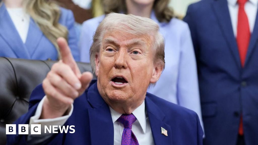 Trump says Iran ceasefire is on 'massive life support'The US president criticises an Iranian counteroffer to end the war, and says the month-long ceasefire is "unbelievably weak".46 mins agoMiddle East Trump says Iran ceasefire is on 'massive life support'The US president criticises an Iranian counteroffer to end the war, and says the month-long ceasefire is "unbelievably weak".46 mins agoMiddle East