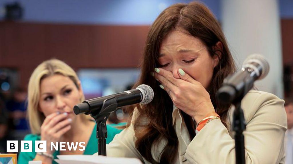 Epstein abused me while under house arrest, survivor tells US lawmakersRoza was among several victims who gave testimony to Democratic lawmakers on Tuesday.4 hrs agoUS & Canada Epstein abused me while under house arrest, survivor tells US lawmakersRoza was among several victims who gave testimony to Democratic lawmakers on Tuesday.4 hrs agoUS & Canada