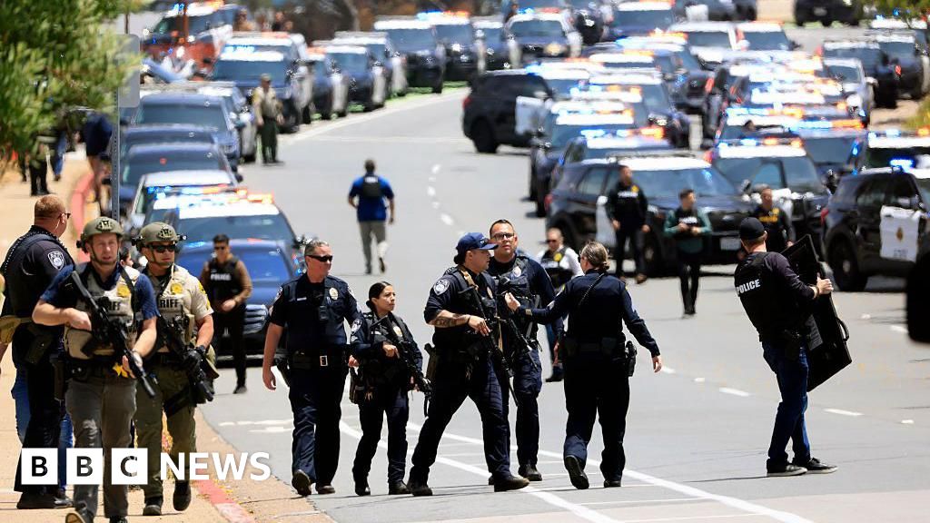 Three killed in suspected hate crime at San Diego mosque A note left by one of the teenage suspects contains general "hate rhetoric", investigators say.6 mins agoUS & Canada Three killed in suspected hate crime at San Diego mosque A note left by one of the teenage suspects contains general "hate rhetoric", investigators say.6 mins agoUS & Canada