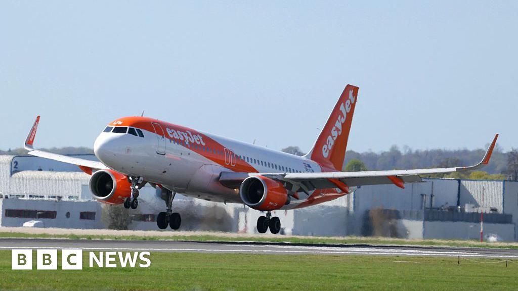 EasyJet flight diverts to Rome over power bank in luggageMany airlines have toughened their rules on power banks, often requiring that they be stored in hand luggage not checked luggage.12 hrs agoBeds, Herts & Bucks EasyJet flight diverts to Rome over power bank in luggageMany airlines have toughened their rules on power banks, often requiring that they be stored in hand luggage not checked luggage.12 hrs agoBeds, Herts & Bucks
