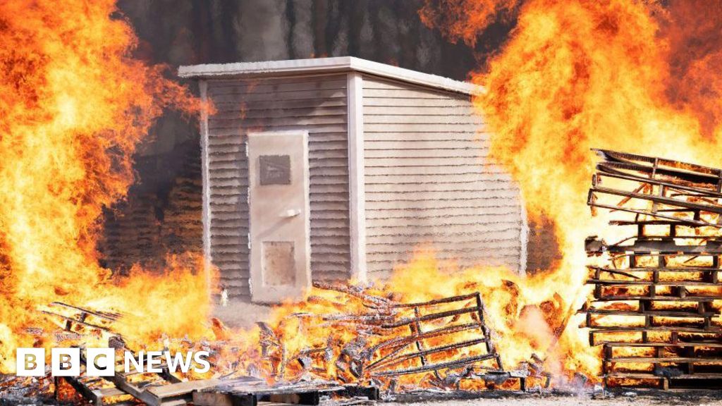 She watched a wildfire destroy her town, so she's building fire-proof bunkersFrom goats to hydraulic homes, US businesses are coming up with ways to mitigate the damage of wildfires.1 hr agoUS & Canada She watched a wildfire destroy her town, so she's building fire-proof bunkersFrom goats to hydraulic homes, US businesses are coming up with ways to mitigate the damage of wildfires.1 hr agoUS & Canada