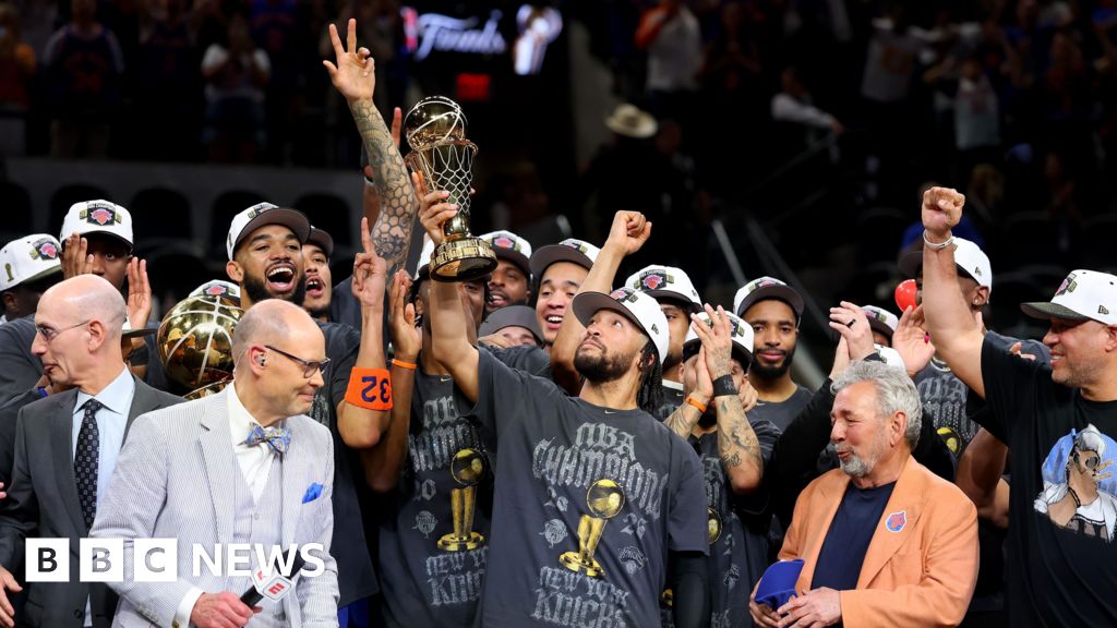 New York Knicks win NBA championship for first time in over 50 yearsThe Knicks clinched the title against the San Antonio Spurs, 94-90, in the fifth game of the best-of-seven series.Just nowUS & Canada New York Knicks win NBA championship for first time in over 50 yearsThe Knicks clinched the title against the San Antonio Spurs, 94-90, in the fifth game of the best-of-seven series.Just nowUS & Canada