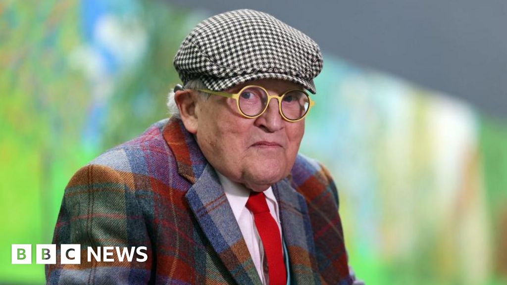 Low-key funeral held for art pioneer David Hockney with just two attendingThe artist, who passed away at his home in London earlier this month, requested just his partner and great-nephew attend. 9 hrs agoCulture Low-key funeral held for art pioneer David Hockney with just two attendingThe artist, who passed away at his home in London earlier this month, requested just his partner and great-nephew attend. 9 hrs agoCulture
