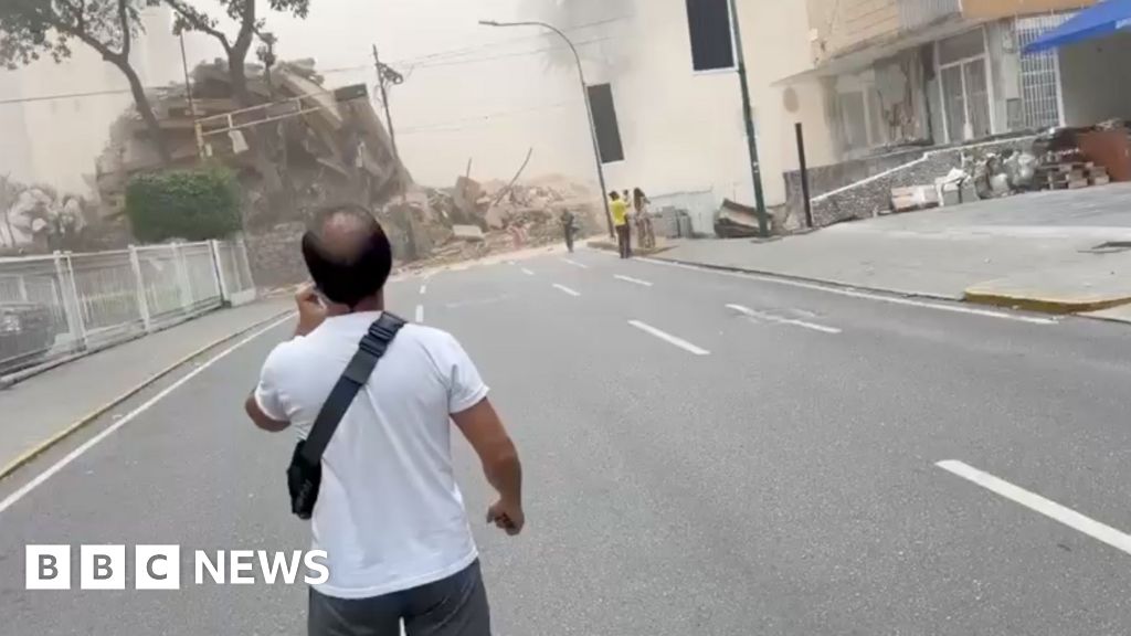 Watch: Moment quake shakes Venezuela, causing widespread damage and evacuationsVideo filmed by BBC reporters and contributors shows the aftermath, as frantic residents evacuate.2 hrs agoLatin America Watch: Moment quake shakes Venezuela, causing widespread damage and evacuationsVideo filmed by BBC reporters and contributors shows the aftermath, as frantic residents evacuate.2 hrs agoLatin America