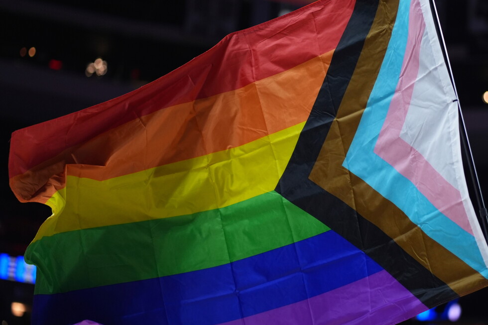 988’s LGBTQ+ hotline to relaunch this year. But the group that helped start it might be excluded 988's LGBTQ+ hotline to relaunch this year. But the group that helped start it might be excluded