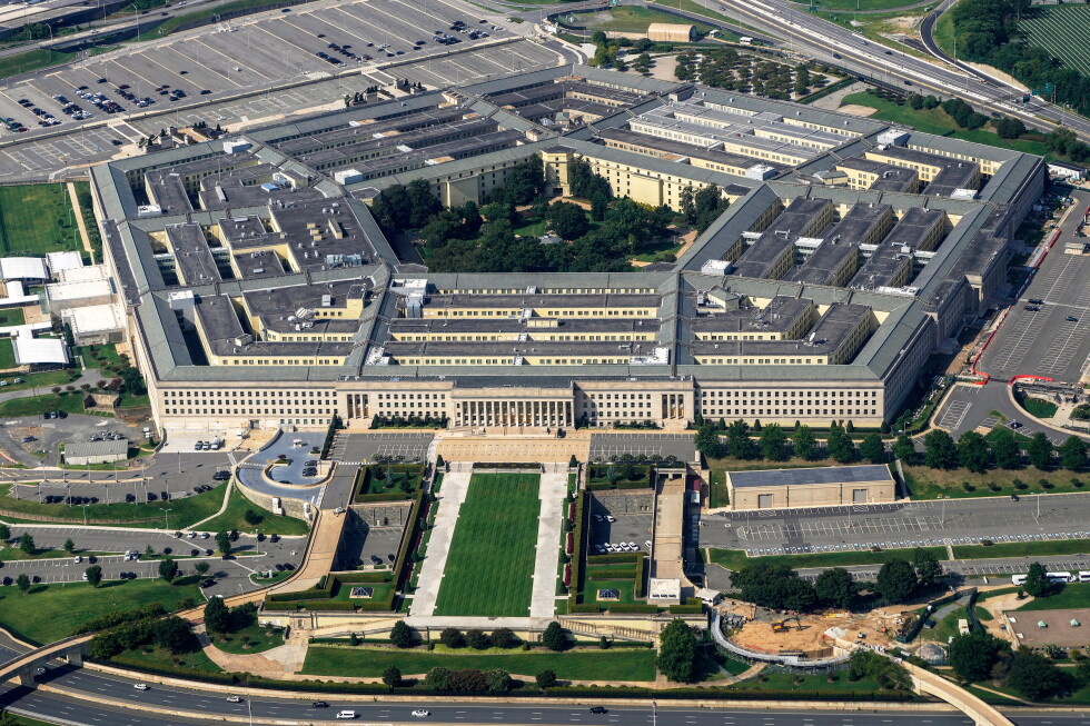 Pentagon restores mandatory flu shots for all recruits as boot camp outbreak sickens nearly 300 Pentagon restores mandatory flu shots for all recruits as boot camp outbreak sickens nearly 300