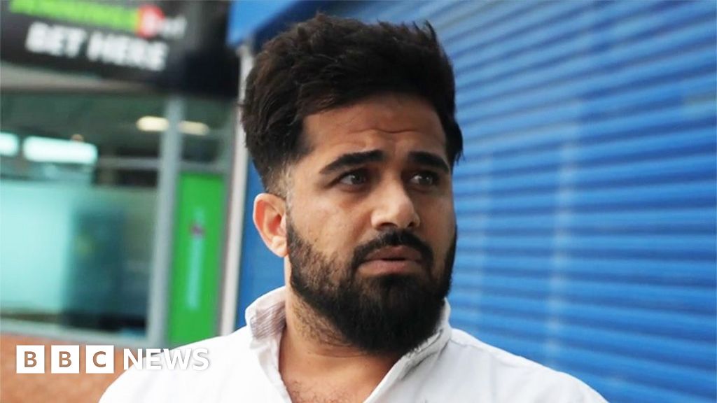 People smuggler convicted in France now seeking asylum in UK, BBC discoversOnce described as "the godfather" of French migrant camps, he has been working in a Leicestershire village.47 mins agoUK People smuggler convicted in France now seeking asylum in UK, BBC discoversOnce described as "the godfather" of French migrant camps, he has been working in a Leicestershire village.47 mins agoUK