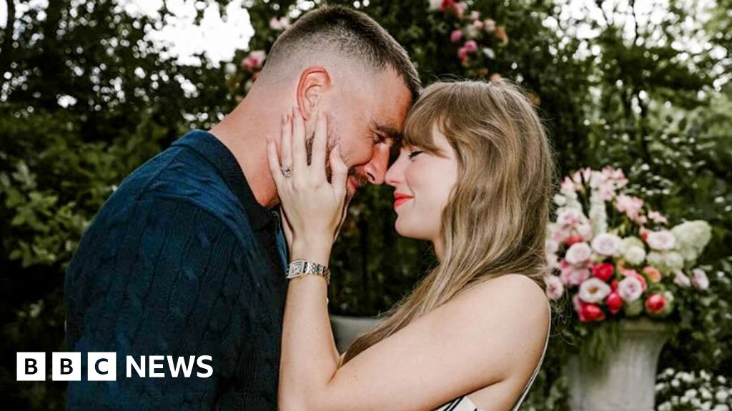 From friendship bracelets to wedding rings: A Taylor and Travis timelineTaylor Swift and Travis Kelce are expected to celebrate their wedding with a party at New York's Madison Square Garden this weekend.1 day agoCulture From friendship bracelets to wedding rings: A Taylor and Travis timelineTaylor Swift and Travis Kelce are expected to celebrate their wedding with a party at New York's Madison Square Garden this weekend.1 day agoCulture