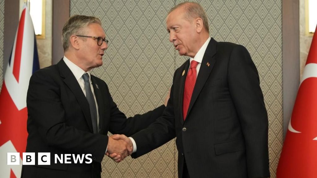 Starmer gifted gun and ammunition by Turkish president at NatoThe weapon has not been brought back to the UK and has instead been left with British officials in Turkey.56 mins ago Starmer gifted gun and ammunition by Turkish president at NatoThe weapon has not been brought back to the UK and has instead been left with British officials in Turkey.56 mins ago