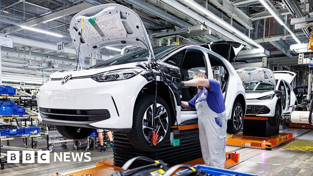 Volkswagen planning to cut up to 100,000 jobs globallyThe group, which includes Porsche and Audi, has faced a steep fall in profits and tough competition from China.2 hrs agoBusiness Volkswagen planning to cut up to 100,000 jobs globallyThe group, which includes Porsche and Audi, has faced a steep fall in profits and tough competition from China.2 hrs agoBusiness