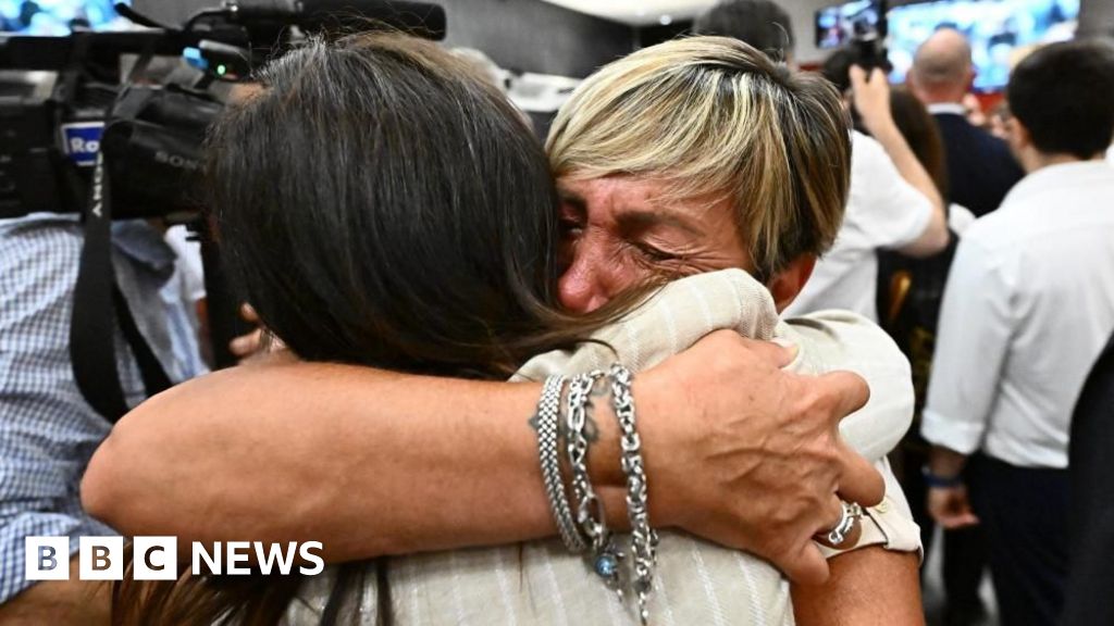 Italian officials handed jail terms for Genoa bridge disaster that killed 43The ex-head of Italy's motorway operator Giovanni Castellucci was handed a 12-year term over the 2018 bridge collapse.21 mins agoEurope Italian officials handed jail terms for Genoa bridge disaster that killed 43The ex-head of Italy's motorway operator Giovanni Castellucci was handed a 12-year term over the 2018 bridge collapse.21 mins agoEurope