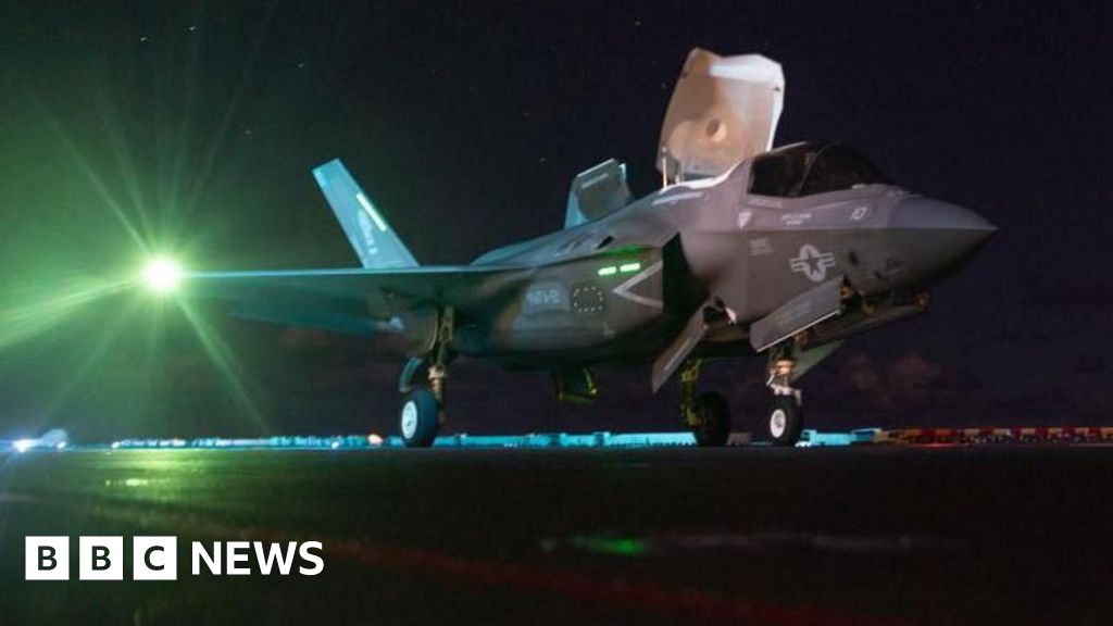 Trump says US strikes hit Iran in 'honour' of American soldiers killedIran responded with attacks in Syria and Jordan, as two ships reportedly exploded in the Strait of Hormuz.3 hrs agoMiddle East Trump says US strikes hit Iran in 'honour' of American soldiers killedIran responded with attacks in Syria and Jordan, as two ships reportedly exploded in the Strait of Hormuz.3 hrs agoMiddle East