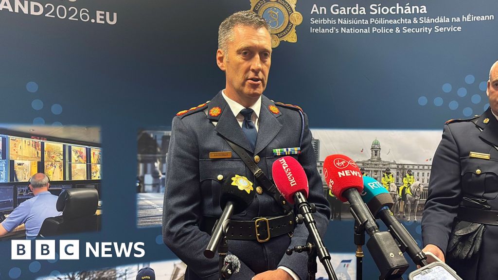 'Extremely significant' bomb in car intercepted on way to NI, Irish police sayTwo people are arrested after a vehicle was stopped in County Monaghan in an operation targeting dissident republican activity.53 mins agoEurope 'Extremely significant' bomb in car intercepted on way to NI, Irish police sayTwo people are arrested after a vehicle was stopped in County Monaghan in an operation targeting dissident republican activity.53 mins agoEurope