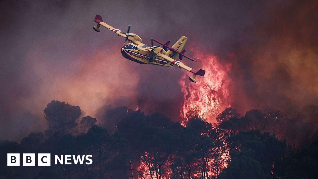 Devastating European wildfires in maps – and how they're being tackledA blaze near Bordeaux has torn through more than 162 sq miles (420 sq km) in less than four days, while the Madrid region is seeing its worst fires ever.31 mins agoEurope Devastating European wildfires in maps - and how they're being tackledA blaze near Bordeaux has torn through more than 162 sq miles (420 sq km) in less than four days, while the Madrid region is seeing its worst fires ever.31 mins agoEurope