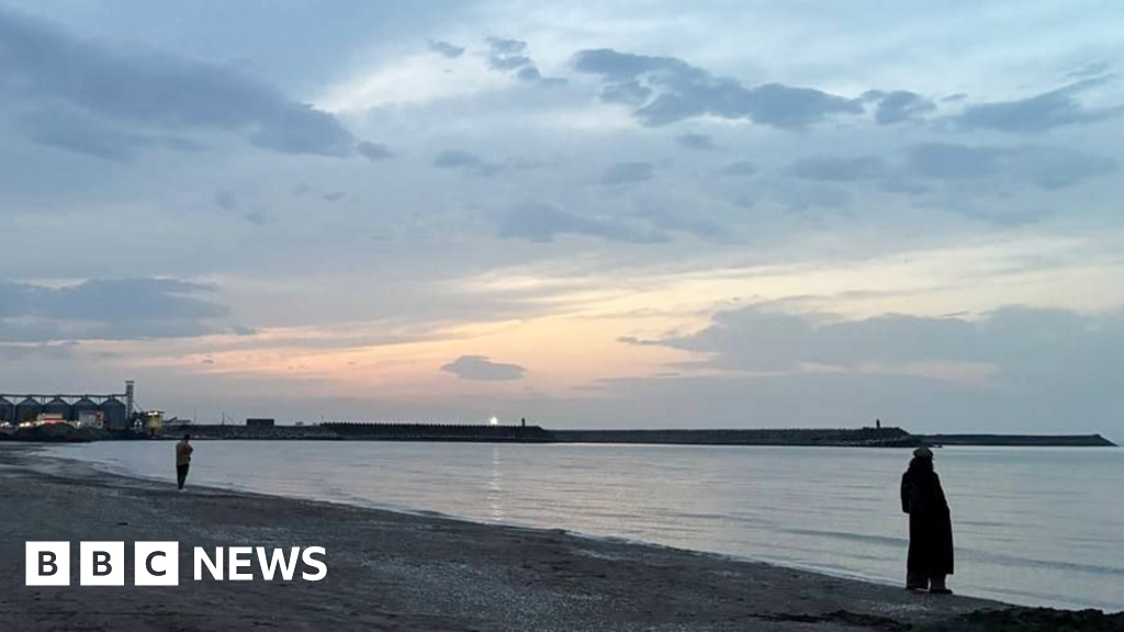 Ukraine dismisses Iranian threats as Caspian Sea strike directly links warsIran has reacted with fury to the assault on the vessel, with Tehran's foreign minister saying it "cannot go unanswered".36 mins agoEurope Ukraine dismisses Iranian threats as Caspian Sea strike directly links warsIran has reacted with fury to the assault on the vessel, with Tehran's foreign minister saying it "cannot go unanswered".36 mins agoEurope