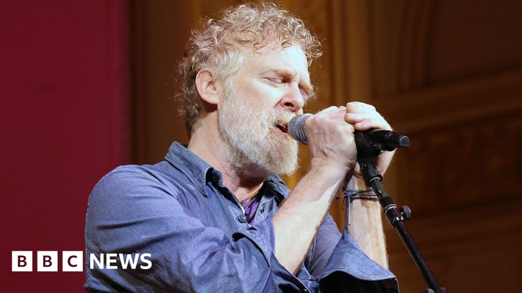 Oscar-winning songwriter Glen Hansard killed in crashHansard, who was 56, won the best song Oscar for the 2007 low-budget musical film Once.13 mins agoEurope Oscar-winning songwriter Glen Hansard killed in crashHansard, who was 56, won the best song Oscar for the 2007 low-budget musical film Once.13 mins agoEurope