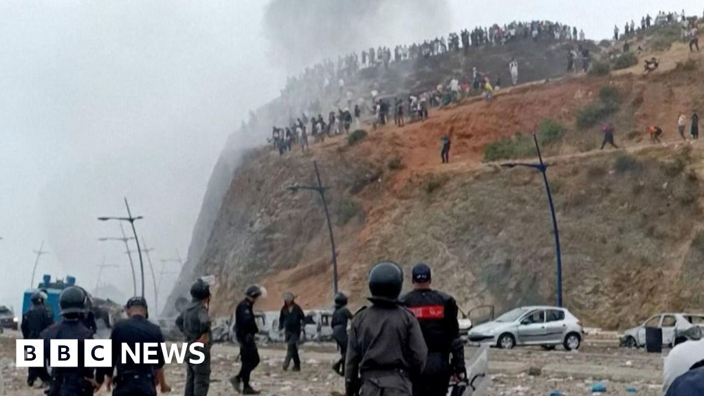 Watch: Moroccan police clash with migrants near border with Spain's CeutaSpain's North African territory of Ceuta from Morocco, though more than 25,000 have returned voluntarily, officials said.29 mins agoWorld Watch: Moroccan police clash with migrants near border with Spain's CeutaSpain's North African territory of Ceuta from Morocco, though more than 25,000 have returned voluntarily, officials said.29 mins agoWorld