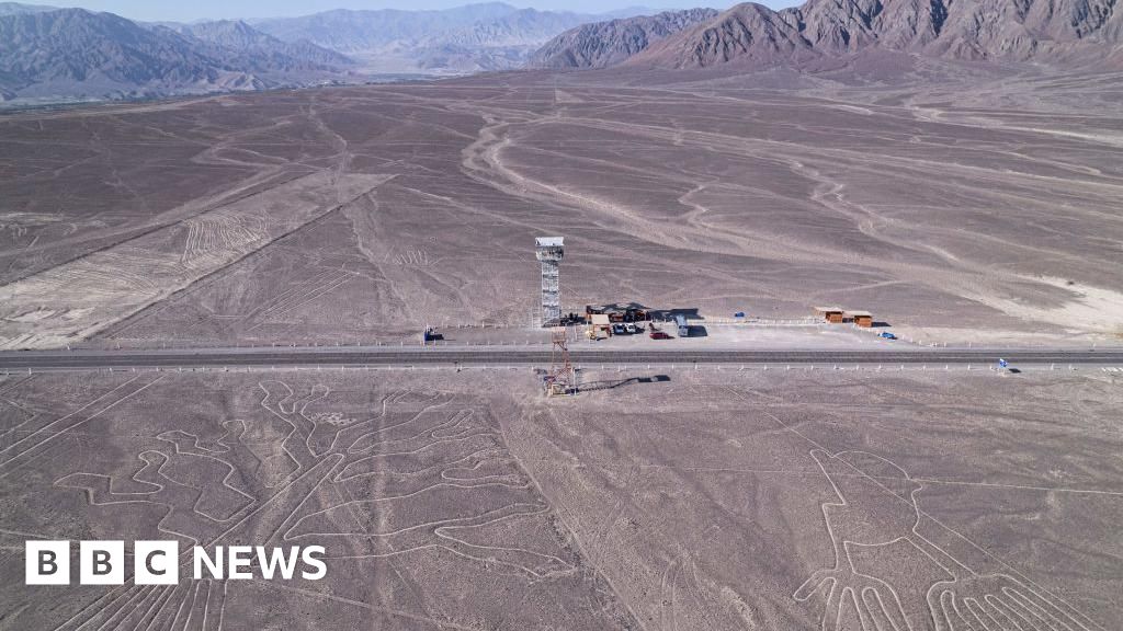 Tourist plane crashes in Peru, killing 13 The small plane was flying over the Nazca Lines archaeological site when it crashed, according to local reports. 6 mins agoLatin America Tourist plane crashes in Peru, killing 13 The small plane was flying over the Nazca Lines archaeological site when it crashed, according to local reports. 6 mins agoLatin America