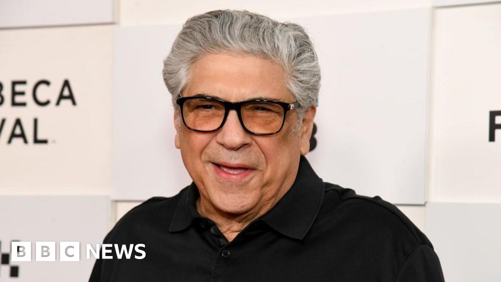 The Sopranos star Vincent Pastore dies aged 80Pastore, who played Salvatore "Big Pussy" Bonpensiero in the hit US show, was found at his home in New York City, US media report.8 mins agoUS & Canada The Sopranos star Vincent Pastore dies aged 80Pastore, who played Salvatore "Big Pussy" Bonpensiero in the hit US show, was found at his home in New York City, US media report.8 mins agoUS & Canada