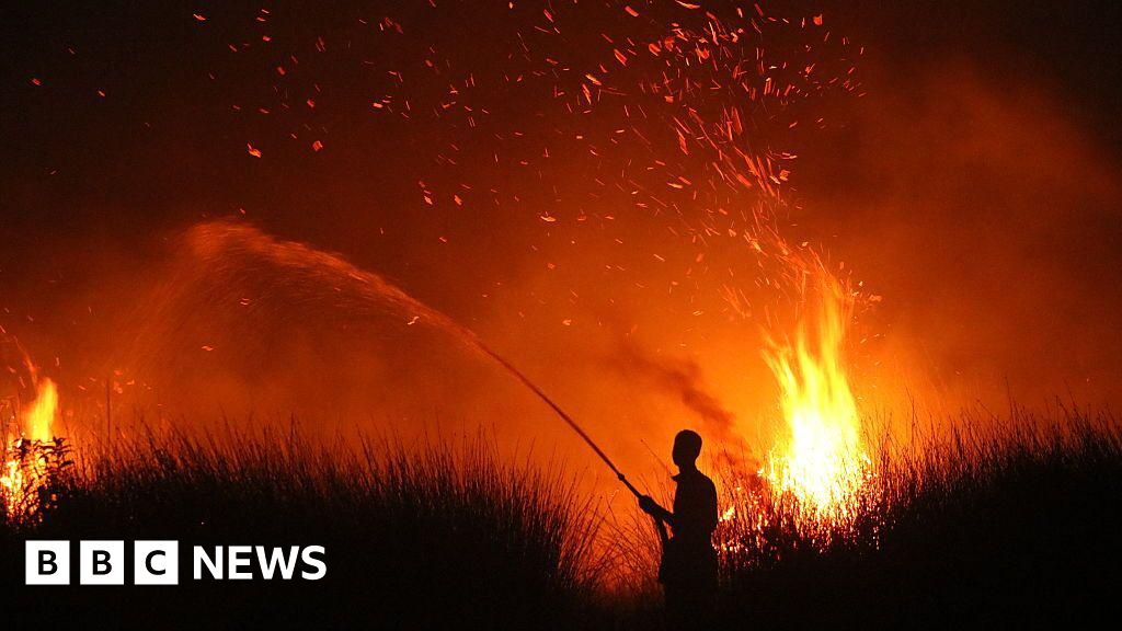 Indonesia haze spreads across region as firefighters battle wildfiresAuthorities have deployed cloud-seeding aircraft to fight the fires, while some schools have suspended classes.6 hrs agoAsia Indonesia haze spreads across region as firefighters battle wildfiresAuthorities have deployed cloud-seeding aircraft to fight the fires, while some schools have suspended classes.6 hrs agoAsia