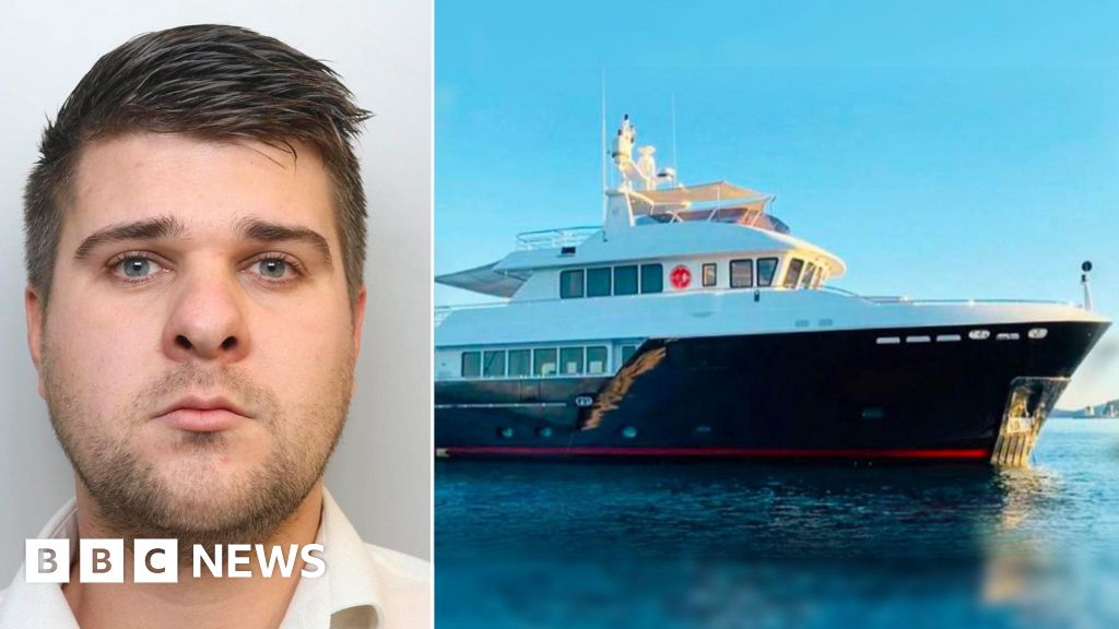 Tinder conman who claimed he was a millionaire jailed for taking £68,000 from victimsJoseph Gibson, from Wales, stated he was worth hundreds of millions of pounds, was an ex soldier, and owned yachts.6 hrs agoWales Tinder conman who claimed he was a millionaire jailed for taking £68,000 from victimsJoseph Gibson, from Wales, stated he was worth hundreds of millions of pounds, was an ex soldier, and owned yachts.6 hrs agoWales