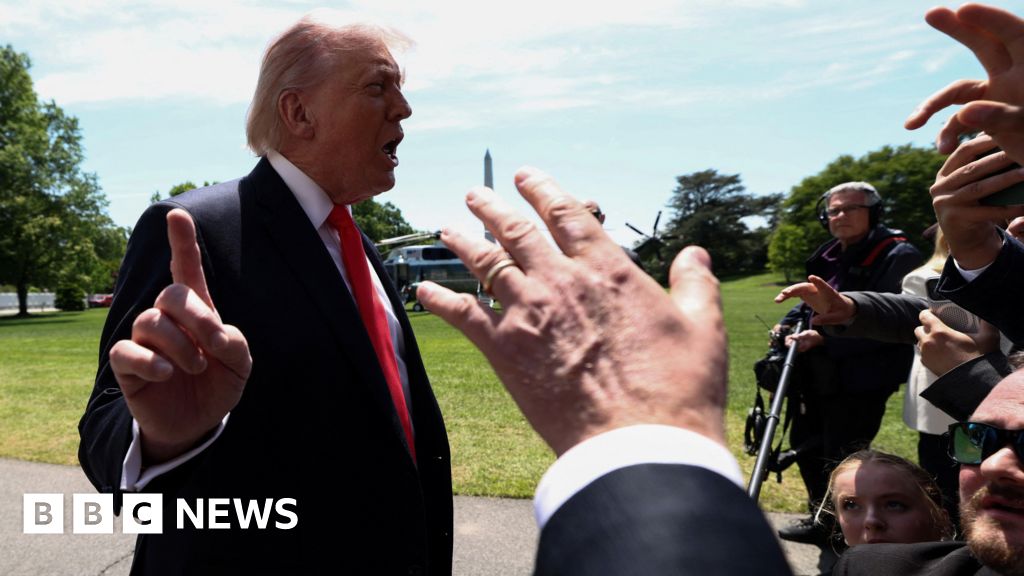 'Quiet, quiet, quiet!' – What triggers Trump to shut down reporters?As the US president insults a journalist again, the BBC looks at the questions he does not like to answer.3 hrs agoUS & Canada 'Quiet, quiet, quiet!' - What triggers Trump to shut down reporters?As the US president insults a journalist again, the BBC looks at the questions he does not like to answer.3 hrs agoUS & Canada