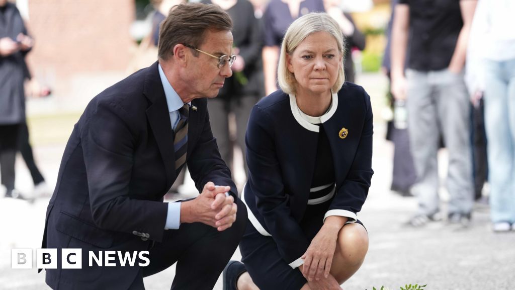 Swedish sword attack victim was 17-year-old girl, police sayTwo boys aged 12 and 17 were also injured in the attack, while an 18-year-old suspect has been detained.
28 mins agoEurope Swedish sword attack victim was 17-year-old girl, police sayTwo boys aged 12 and 17 were also injured in the attack, while an 18-year-old suspect has been detained.
28 mins agoEurope