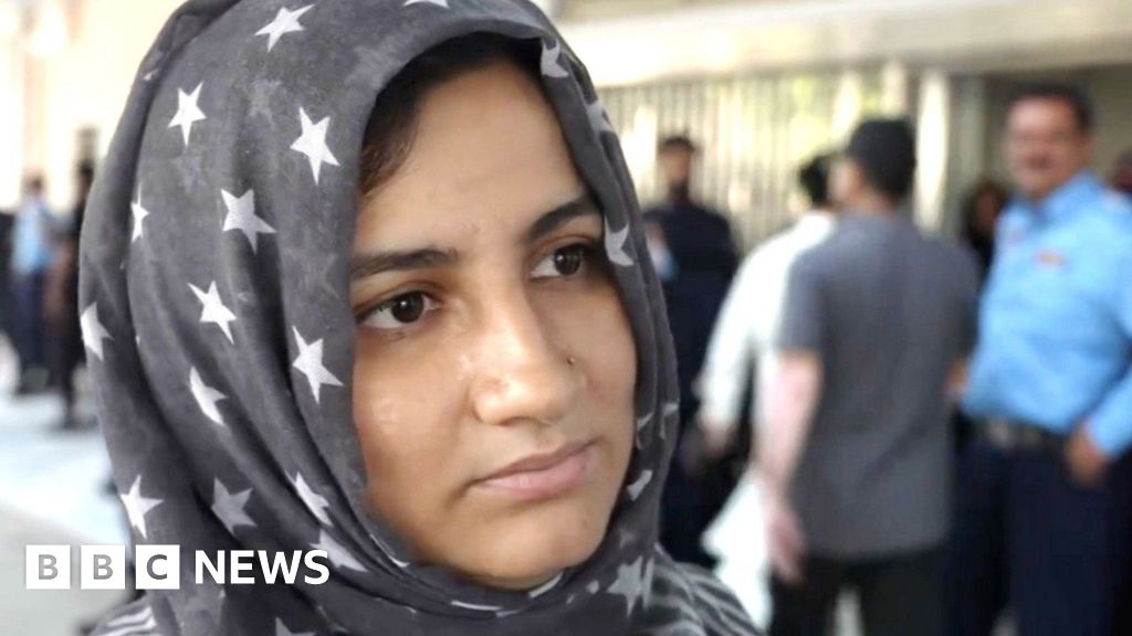 Watch: 'We grabbed newborn and rushed out of Islamabad hospital'The moment she saw smoke, Hivsa Walid fled the building with her sister-in-law's baby.6 hrs agoAsia Watch: 'We grabbed newborn and rushed out of Islamabad hospital'The moment she saw smoke, Hivsa Walid fled the building with her sister-in-law's baby.6 hrs agoAsia