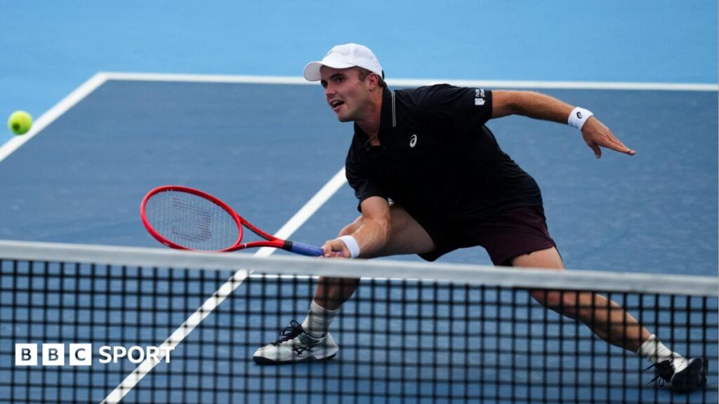 GB's Fery beaten in his first ATP Tour finalArthur Fery misses out on his first ATP Tour title with a straight-set defeat by Ignacio Buse in the final of the Winston-Salem Open.5 hrs agoTennis GB's Fery beaten in his first ATP Tour finalArthur Fery misses out on his first ATP Tour title with a straight-set defeat by Ignacio Buse in the final of the Winston-Salem Open.5 hrs agoTennis