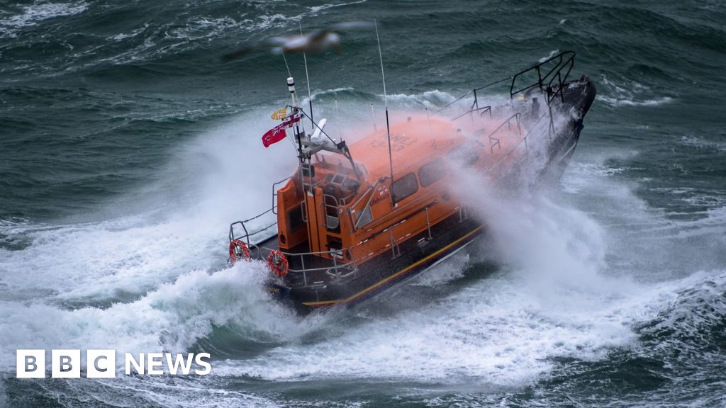 Two missing as French fishing boat sinks in ChannelThree of the five crew members were rescued and taken to hospital, the coastguard says.4 hrs agoEngland Two missing as French fishing boat sinks in ChannelThree of the five crew members were rescued and taken to hospital, the coastguard says.4 hrs agoEngland