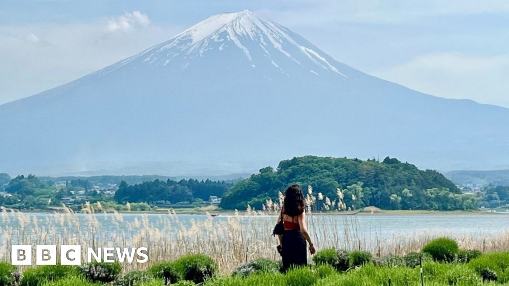 Mount Fuji pics, life-changing ramen and a weak yen – why young Brits are going to JapanThe number of UK citizens travelling to Japan has surged in recent years – with many young people citing social media as a key driving factor.1 day agoAsia Mount Fuji pics, life-changing ramen and a weak yen - why young Brits are going to JapanThe number of UK citizens travelling to Japan has surged in recent years - with many young people citing social media as a key driving factor.1 day agoAsia
