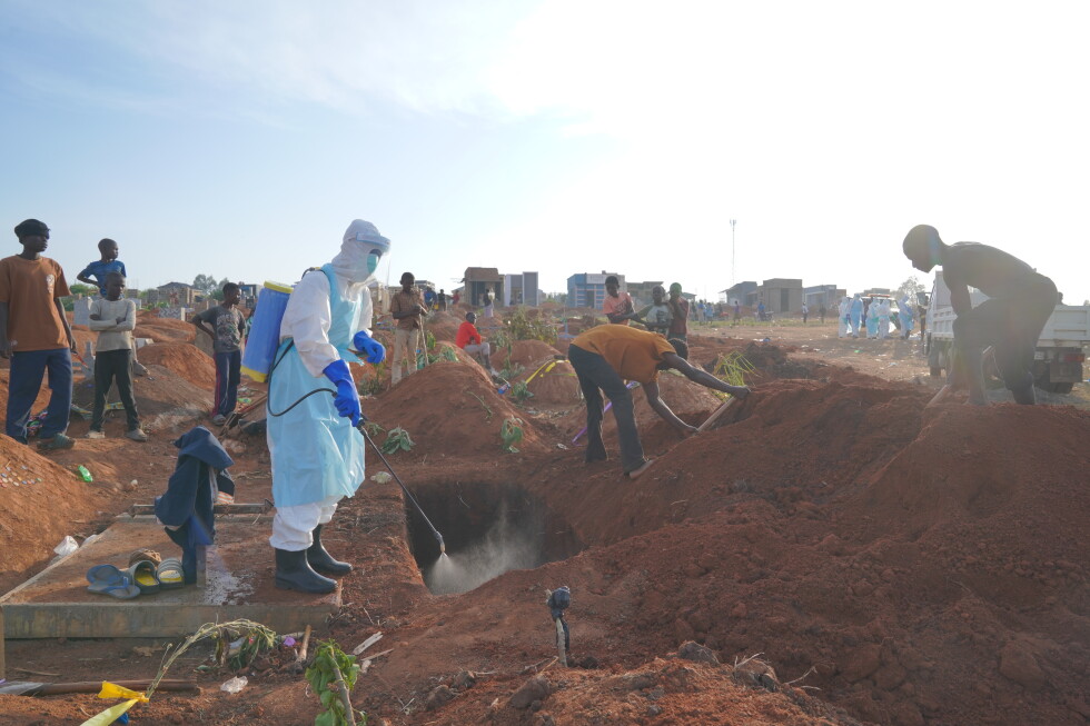 Congo’s fast-moving Ebola outbreak becomes the country’s worst with over 2,300 dead Congo’s fast-moving Ebola outbreak becomes the country's worst with over 2,300 dead