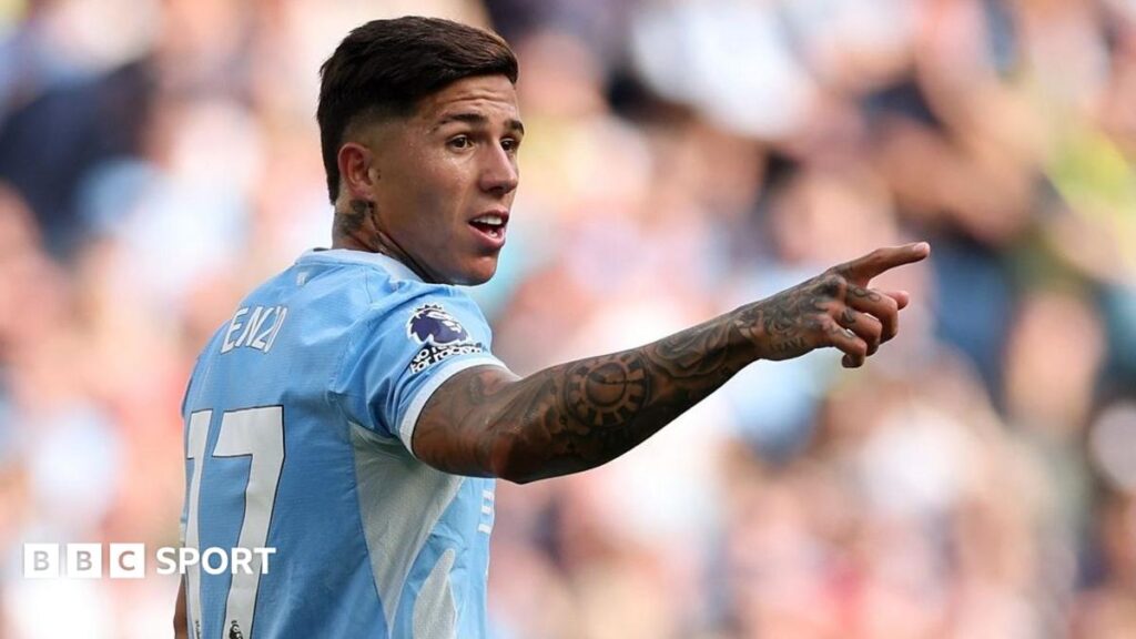 Fernandez and Ndiaye show signs of promise on Man City debutsManchester City gave £185m of deadline-day talent their Premier League debuts in the win over Coventry – and manager Enzo Maresca will have enjoyed what he saw.3 hrs agoMan City Fernandez and Ndiaye show signs of promise on Man City debutsManchester City gave £185m of deadline-day talent their Premier League debuts in the win over Coventry - and manager Enzo Maresca will have enjoyed what he saw.3 hrs agoMan City