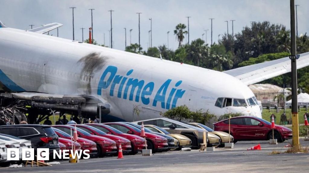 Flight recorders recovered from Amazon cargo plane crashFive people were killed and five others seriously injured when the Boeing 767-300 overshot the runway at Miami International Airport.10 hrs agoUS & Canada Flight recorders recovered from Amazon cargo plane crashFive people were killed and five others seriously injured when the Boeing 767-300 overshot the runway at Miami International Airport.10 hrs agoUS & Canada