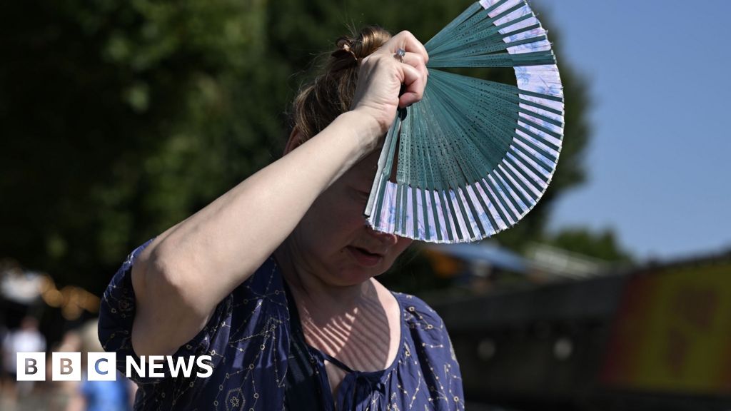 August joint hottest month on record as climate change and El Niño drive heatClimate change and the rising influence of El Niño saw August reach the record for warmest month.7 hrs ago August joint hottest month on record as climate change and El Niño drive heatClimate change and the rising influence of El Niño saw August reach the record for warmest month.7 hrs ago