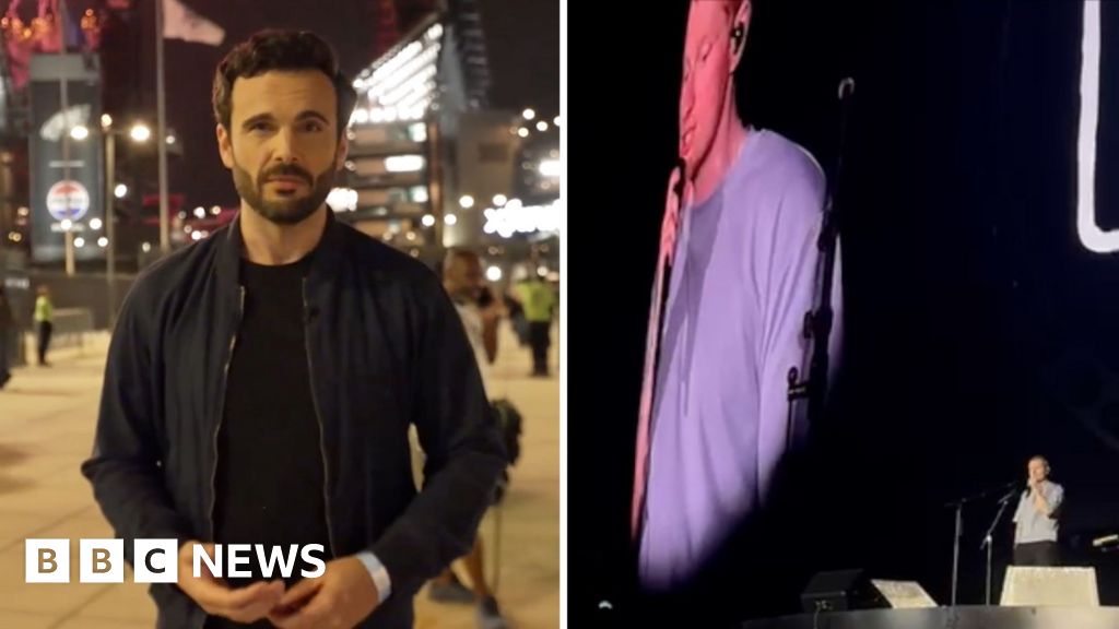 Watch: Fans react as Ed Sheeran speaks out over Macklemore controversy at showEd Sheeran told the crowd he had made mistakes after Macklemore was dropped from his tour for making pro-Palestinian remarks.2 hrs agoSuffolk Watch: Fans react as Ed Sheeran speaks out over Macklemore controversy at showEd Sheeran told the crowd he had made mistakes after Macklemore was dropped from his tour for making pro-Palestinian remarks.2 hrs agoSuffolk