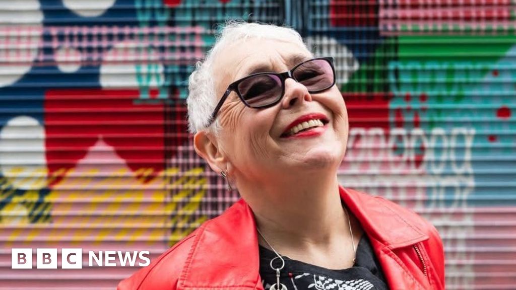'People forget we exist': Why older LGBTQ+ people fear losing identityA report suggests older LGBTQ+ people experience more social isolation than their heterosexual peers.13 hrs agoHealth 'People forget we exist': Why older LGBTQ+ people fear losing identityA report suggests older LGBTQ+ people experience more social isolation than their heterosexual peers.13 hrs agoHealth