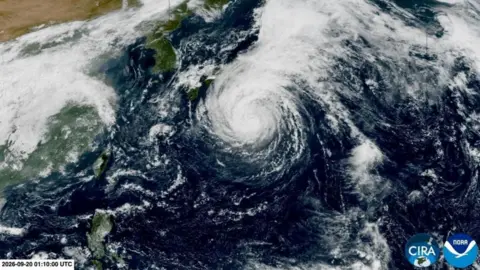 Reuters Map showing Typhoon Dujuan approaching Japan 