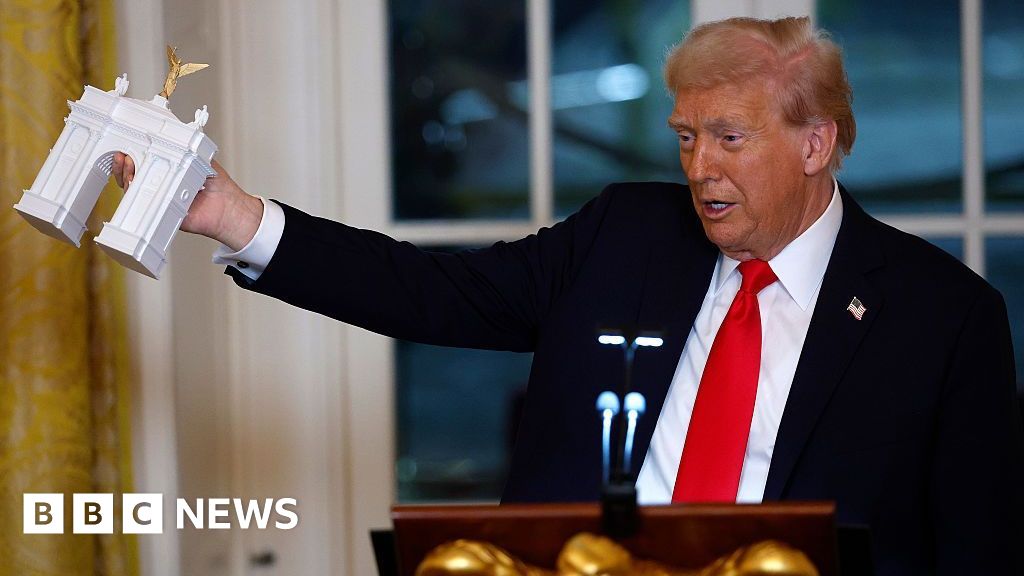Trump's plans for massive arch move aheadOpposition to building the 250-foot arch, and using it for military purposes, is growing with one Democrat blasting Trump's plans as "foolhardy".3 hrs agoUS & Canada Trump's plans for massive arch move aheadOpposition to building the 250-foot arch, and using it for military purposes, is growing with one Democrat blasting Trump's plans as "foolhardy".3 hrs agoUS & Canada