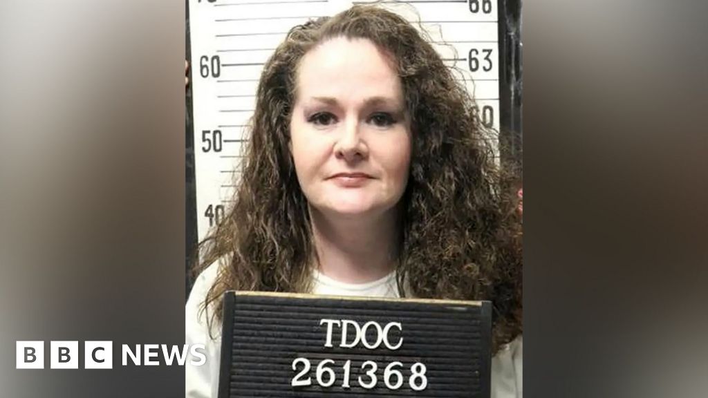 Execution of US murderer Christa Pike halted shortly before it was due to happenPike was convicted and sentenced to death in 1996 for the murder of Colleen Slemmer. 3 hrs agoUS & Canada Execution of US murderer Christa Pike halted shortly before it was due to happenPike was convicted and sentenced to death in 1996 for the murder of Colleen Slemmer. 3 hrs agoUS & Canada