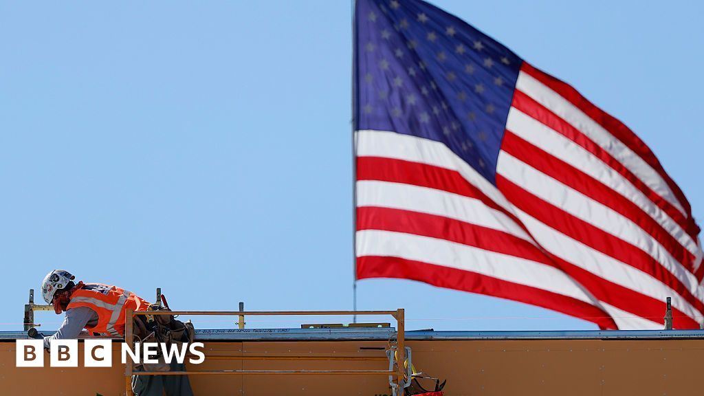 US jobs market sees sharp slowdown in SeptemberUnemployment rose slightly as American employers paused hiring with midterm elections just a month away. Just nowBusiness US jobs market sees sharp slowdown in SeptemberUnemployment rose slightly as American employers paused hiring with midterm elections just a month away. Just nowBusiness