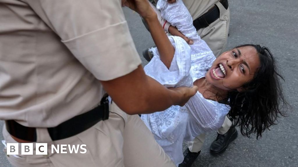 Indian police accused of sexual harassment against journalists at protestThe allegations were made after police detained dozens of protesters demanding the resignation of the election chief over changes to voter rolls.47 mins ago Indian police accused of sexual harassment against journalists at protestThe allegations were made after police detained dozens of protesters demanding the resignation of the election chief over changes to voter rolls.47 mins ago
