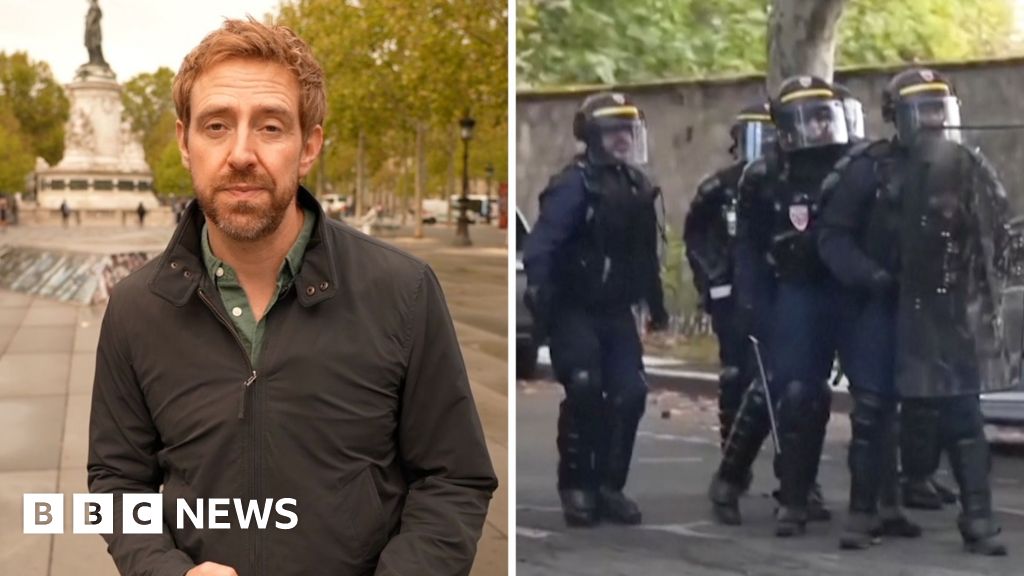 Watch: Why has France suspended the use of stun grenades on protesters?France has halted the use of stun grenades after a 15-year-old boys hand was blown off during student protests.57 mins agoEurope Watch: Why has France suspended the use of stun grenades on protesters?France has halted the use of stun grenades after a 15-year-old boys hand was blown off during student protests.57 mins agoEurope