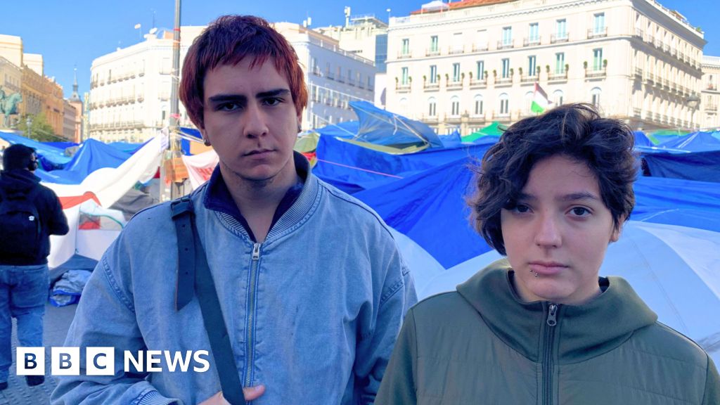 Protesters blame 'vulture funds' for Spain's housing crisisHundreds have pitched their tents in central Madrid, while the Spanish prime minister has called a snap election.1 hr agoEurope Protesters blame 'vulture funds' for Spain's housing crisisHundreds have pitched their tents in central Madrid, while the Spanish prime minister has called a snap election.1 hr agoEurope