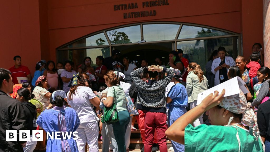 Powerful magnitude 7.7 earthquake hits Panama, damaging buildingsTsunami warnings are issued for neighbouring countries as videos of destruction circulate online.49 mins agoLatin America Powerful magnitude 7.7 earthquake hits Panama, damaging buildingsTsunami warnings are issued for neighbouring countries as videos of destruction circulate online.49 mins agoLatin America