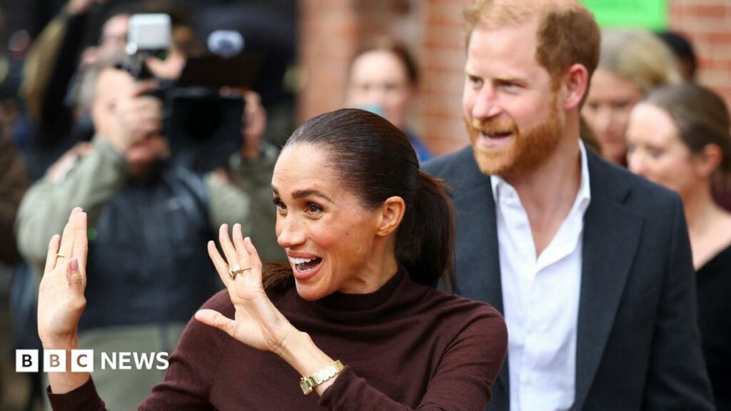 LIVE'They were lovely', say fans during Harry and Meghan's first joint tour in Nottingham since UK returnThey are in Nottingham, where they made their first joint appearance after announcing their engagement in 2017.